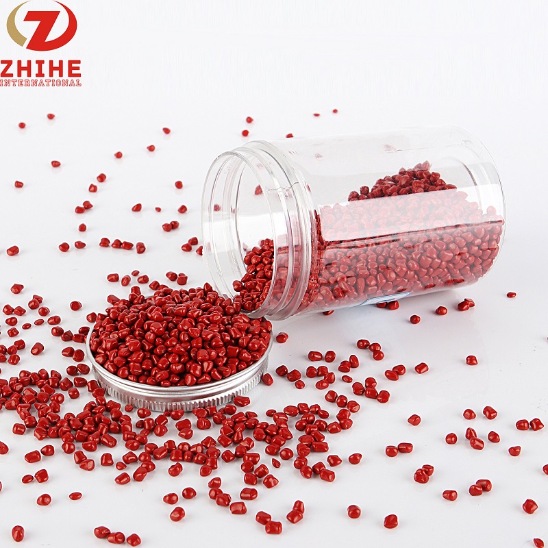 Kvalitní surovina červená barva z umělé hmoty