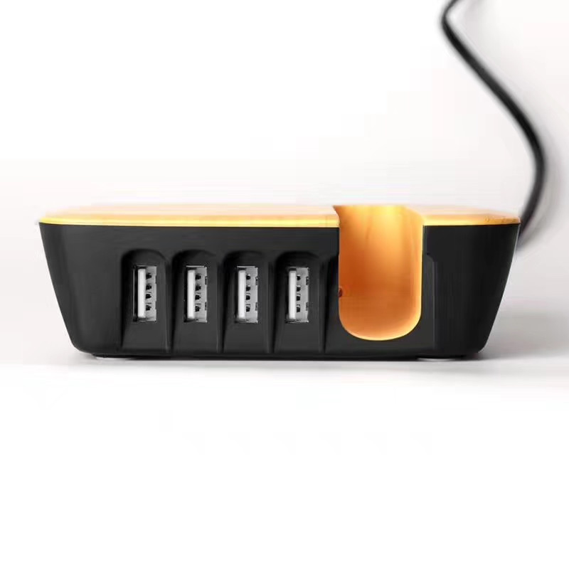 Nabíjecí stanice KPS-5401PB se čtyřmi porty a 4000 mAh Power Bank