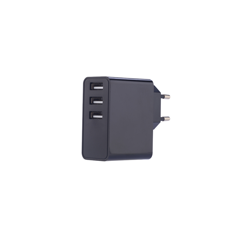 Nástěnná nabíječka portů KPS-8704LC Tri-USB