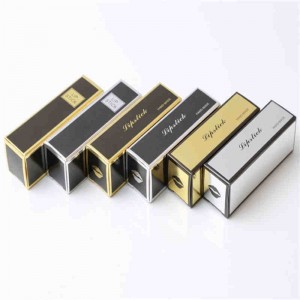 Balení do krabičky s barevnými kartony na zakázku