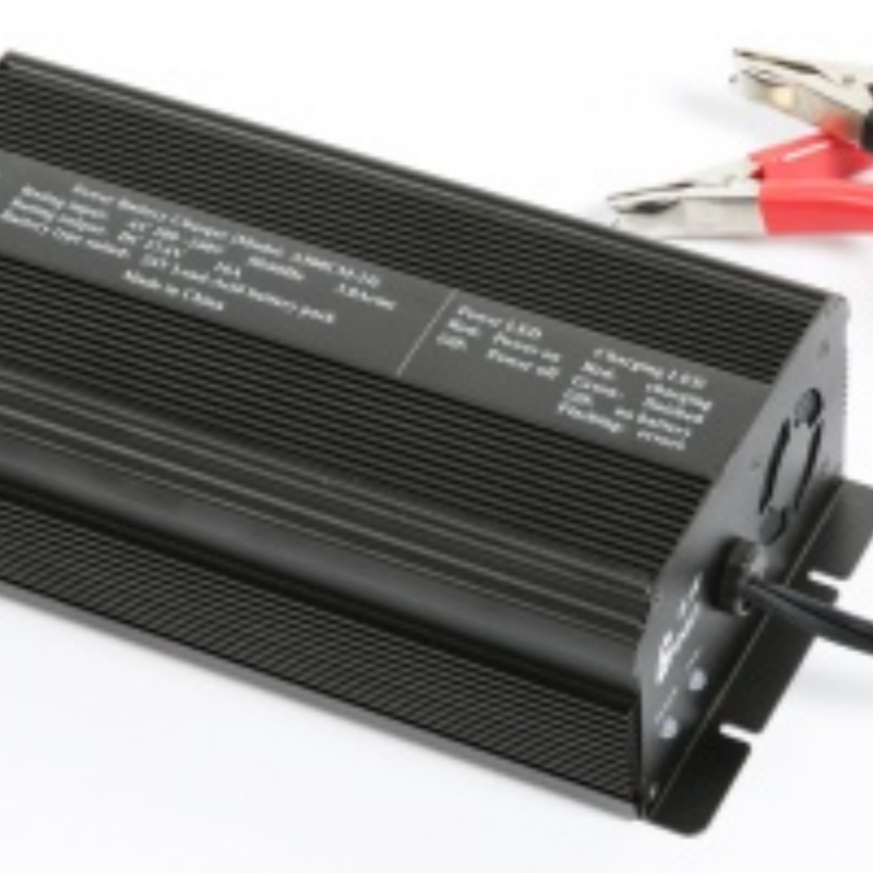 LiPo nabíječka pro 24V ~ 60V Li-ion / polymerová baterie 29.4V 42.0V 54.6V nabíječka