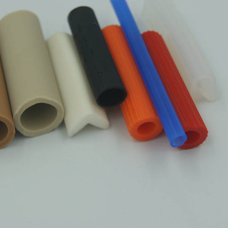Extrudované barevné silikonové gumové vakuové hadice silikonové trubice pro klimatizaci