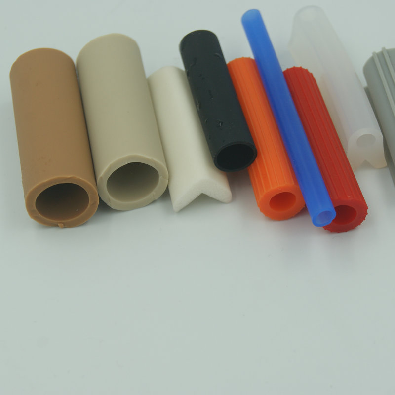 Extrudované barevné silikonové gumové vakuové hadice silikonové trubice pro klimatizaci
