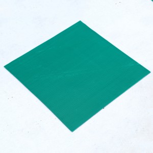 Protiskluzový kotouč z pryžového plechu odolný proti kyselinám pro garáž