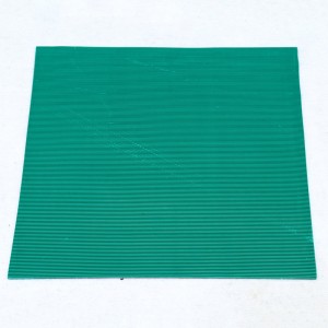 Protiskluzový kotouč z pryžového plechu odolný proti kyselinám pro garáž