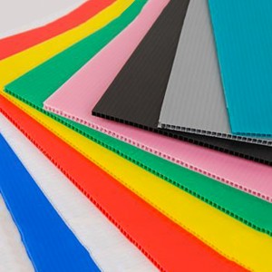 polypropylenová dutá fólie