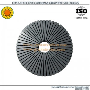 Grafitové formy pro slinování a lisování za horka v práškové metalurgii