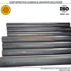 Extrudovaný grafitový materiál