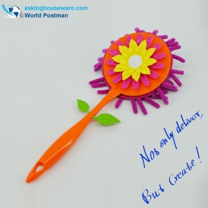 Duster s dlouhou rukojetí Akbrand se slunečnicovou výzdobou