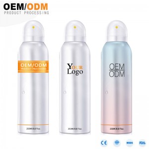 Vodotěsný krém na opalování s opalovacím krémem na den