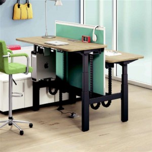 výškově nastavitelné stoly