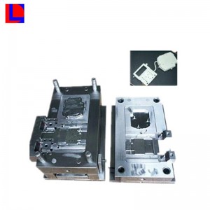 Plastová vstřikovací forma vyrábějící čiré plastové výrobky