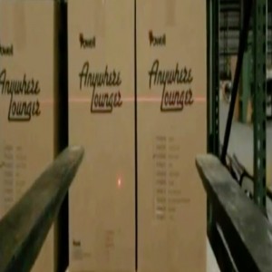 Laserový vodicí systém pro vysokozdvižný vozík pro sklad pro manipulaci se zbožím