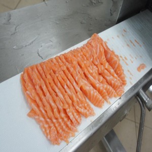 Kráječ masa a zeleniny