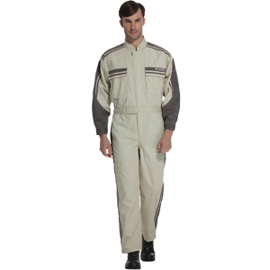 Pracovní oděvy by měly být přizpůsobeny, nikoli zakoupeny