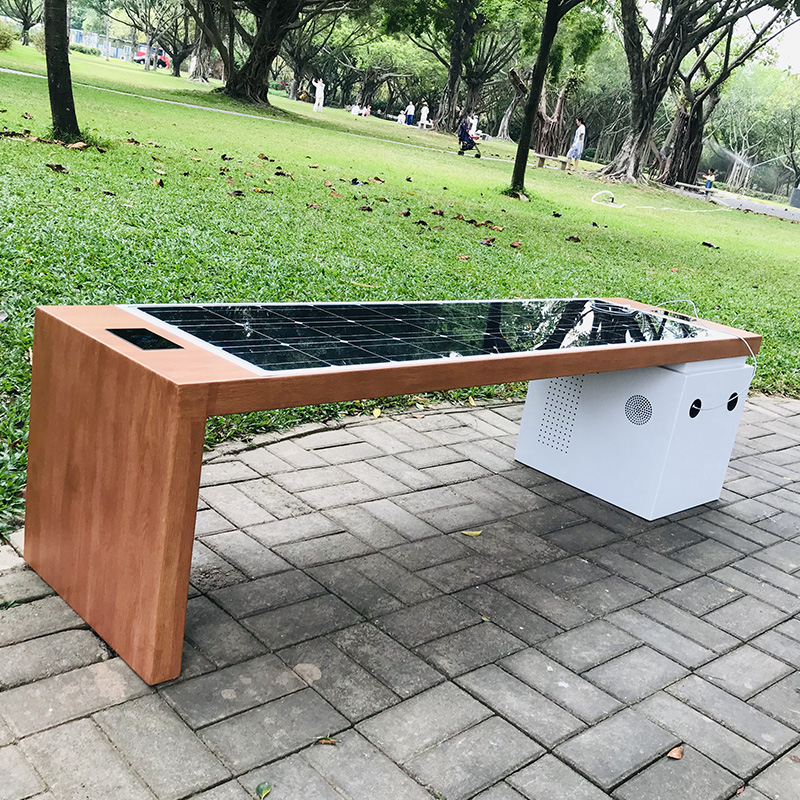 Solární inteligentní venkovní nábytek Kovová zahradní lavička pro park a ulici