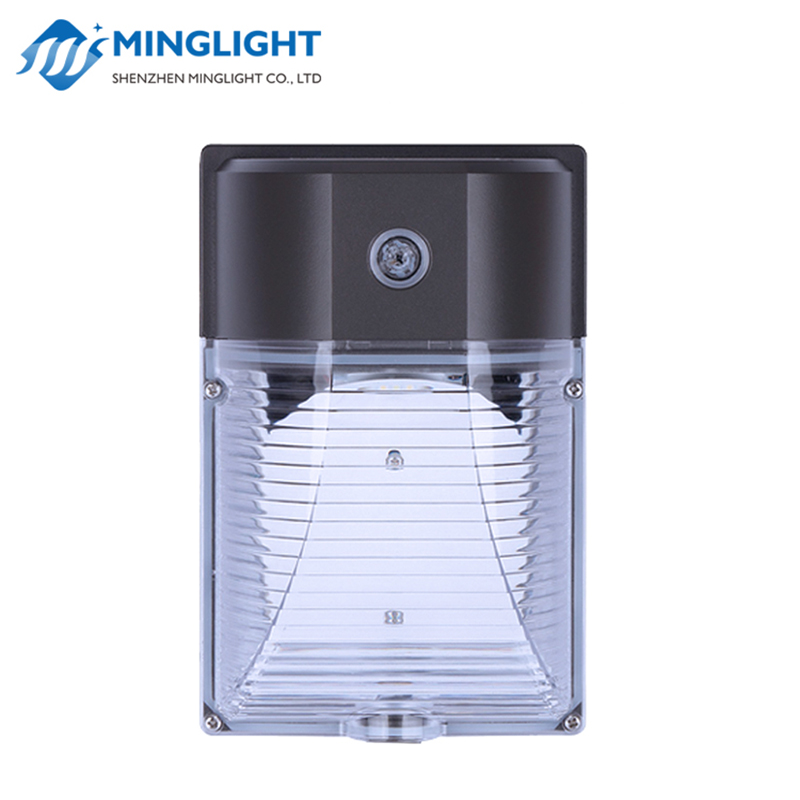 DLC ETL vypsal svítidlo mini LED nástěnné svítidlo Dusk-to-Dawn s fotobuňkou