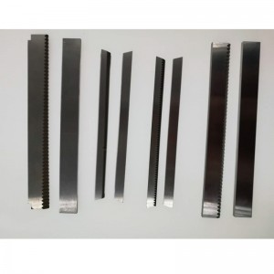 polštář balení cik cak nůž