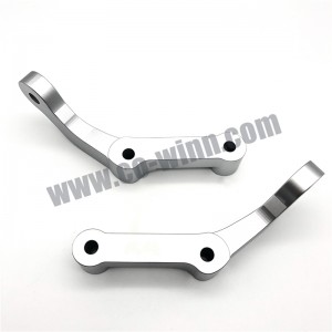 Přizpůsobené kování / CNC obrábění Hliníková rallye Auto Řídicí rameno Náhradní díly pro autoservisy po prodeji náhradních dílů