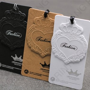 Kreativní módní oblečení štítek visí na míru 02