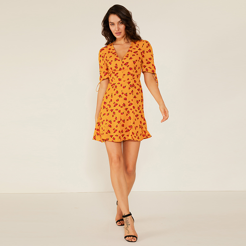 NEJVYŠŠÍ TEA ŠATY NA ROK 2019?