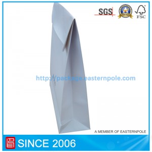 Slavná značka Boss papírový sáček