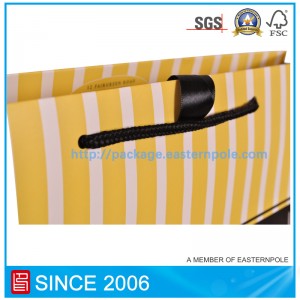 Luxusní papírový sáček Lily Pink s uzávěrem pásky