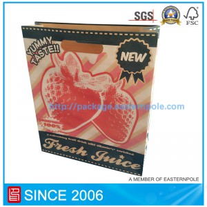 Hnědý recyklovaný materiál papírový sáček s vysekanou rukojetí