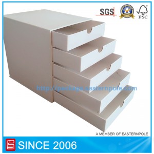 Zásuvková krabička z Muti