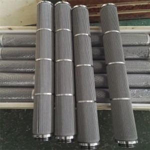 Filtrační válec ze sintrovaných kovových vláken používaný pro methanolovou filtraci