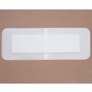 Adhezivní obvaz na rány