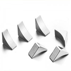 Magneti permanenti per alternore