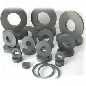 Feritové magnety v různých specifikacích