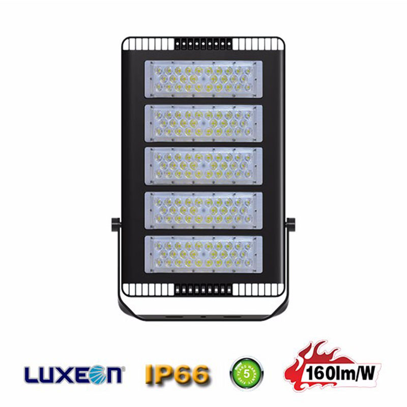Světlomet Floodlight vedený 240W