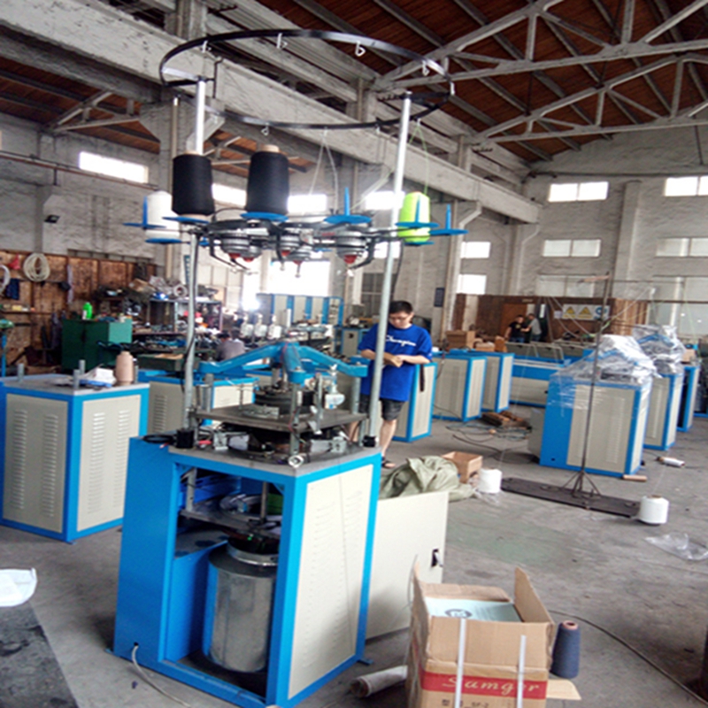 Tovární výrobce dvojitých dresů s kolenním uzávěrem v Číně