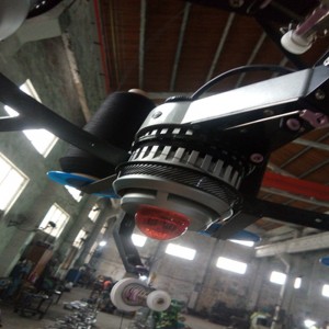 Zakázkový vzor tři barevné žakárové kolenní čepice výrobce stroje