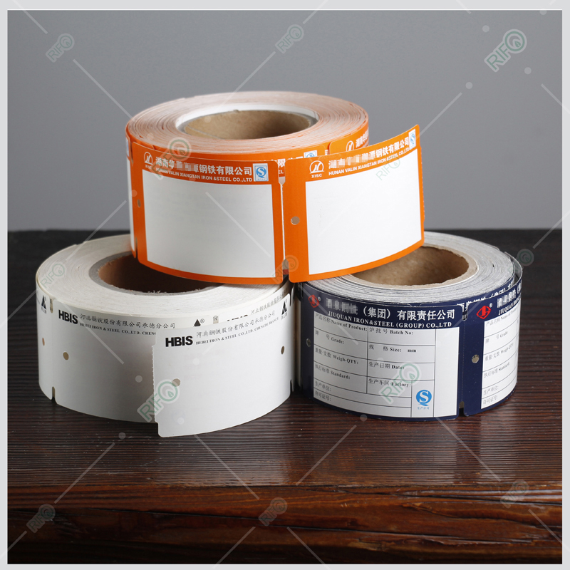 PET štítky s vysokou odolností vůči teplu, vlastní štítkový papír Qr Code Sticker, tisknutelný pás karet a flexibilní tisknutelný tisk