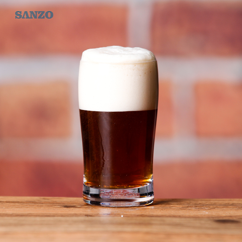 Sanzo 7 Oz Mini Hrnek na pivo Přizpůsobte si tisk Logo Pivo Skleněné obložení Hrnek na pivo