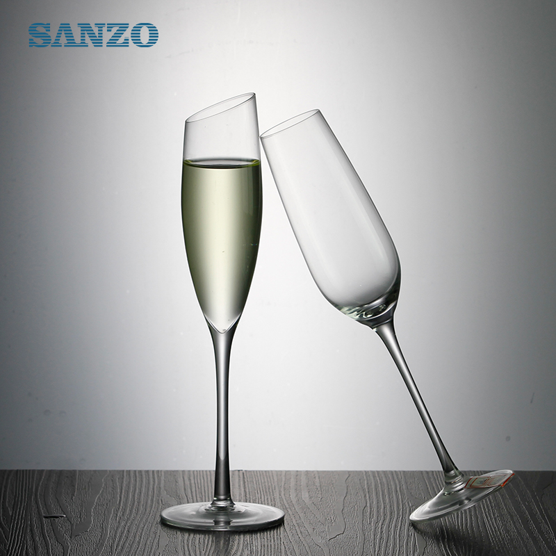 SANZO Bohemian Champagne Glass Přizpůsobené ručně vyráběné sklo Champagne Cup Propagační barevné šampaňské za horka