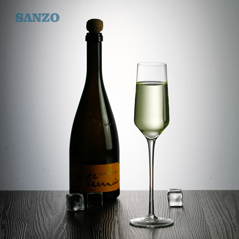 SANZO Bohemia Crystal ručně vyráběné čiré velkoobchodní skleničky na šampaňské Propagační hotové levné skleničky na šampaňské