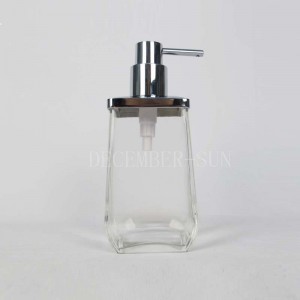 Sady koupelnových doplňků z čirého skla