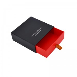 Zakázková klasická dvoubarevná dárková krabička