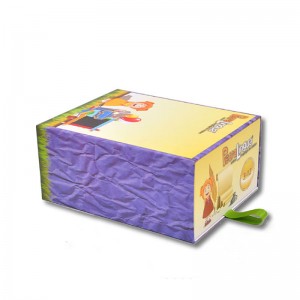 zásuvka styl vlastní papírové dárkové krabičce