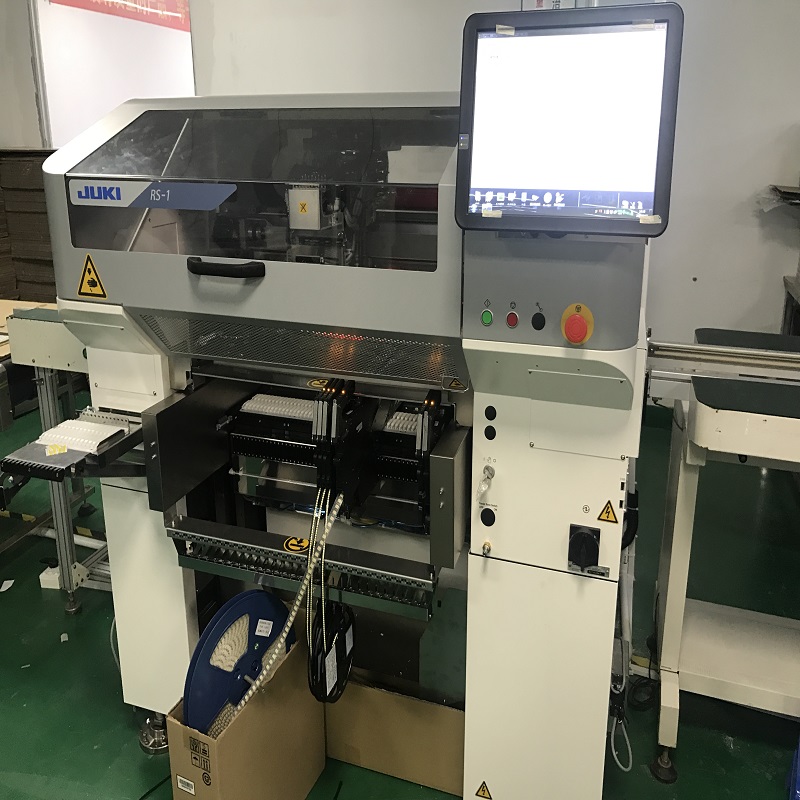 Import nového stroje JUKI RS-1