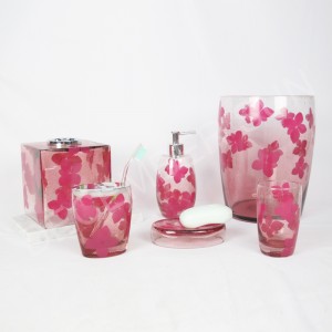 Čiré sklo se sadou koupelnových doplňků bez koše