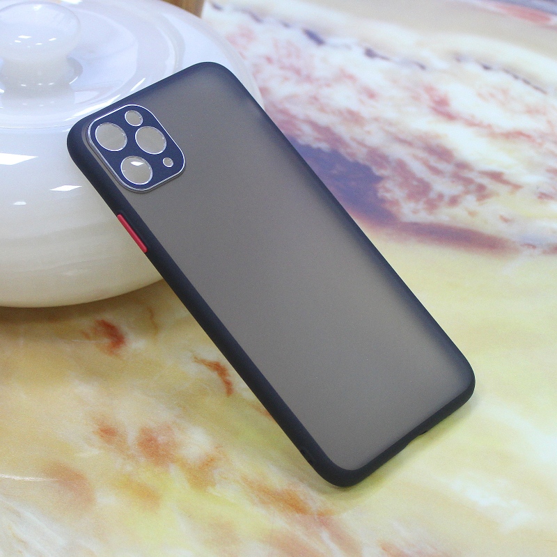 Pouzdro na telefon iPhone11 s kovovým chráničem fotoaparátu a nezávislými tlačítky