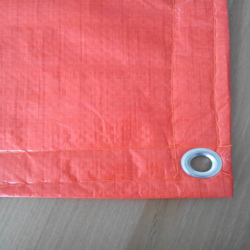 Tepelná plachta s tepelnou plachtou izolovaná oteplovací deka