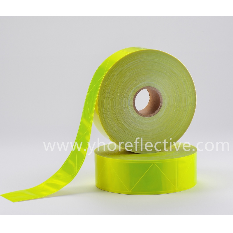 Y-805 Reflexní PVC páska