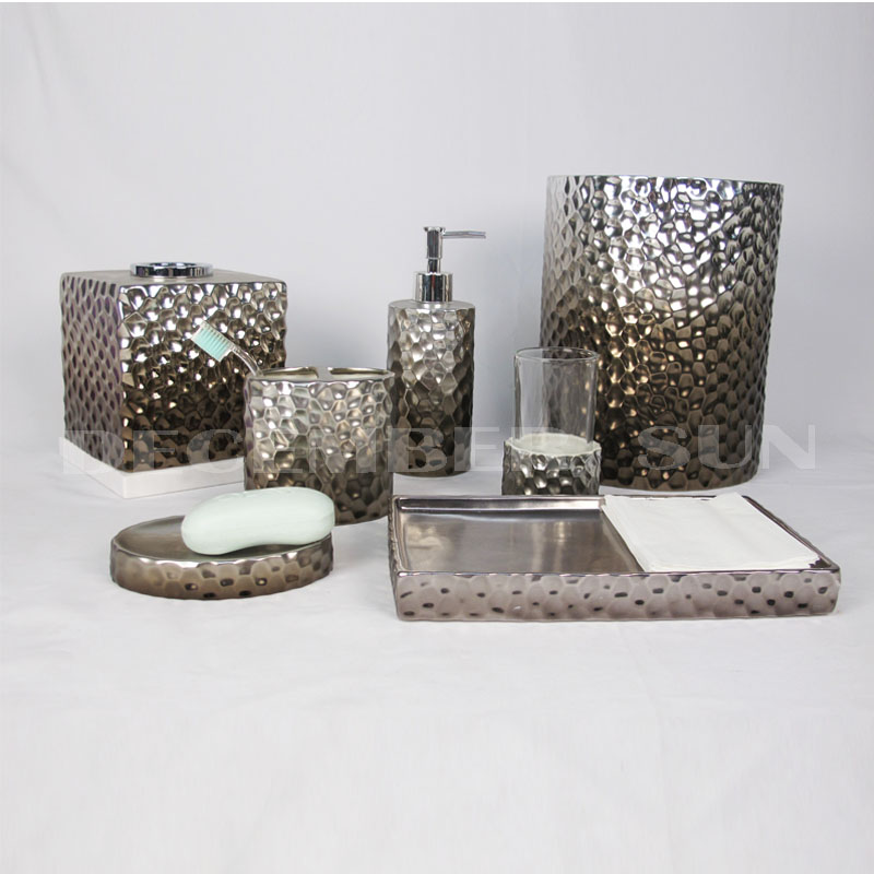 2019 Dobře prodávaná sada keramických koupelnových doplňků