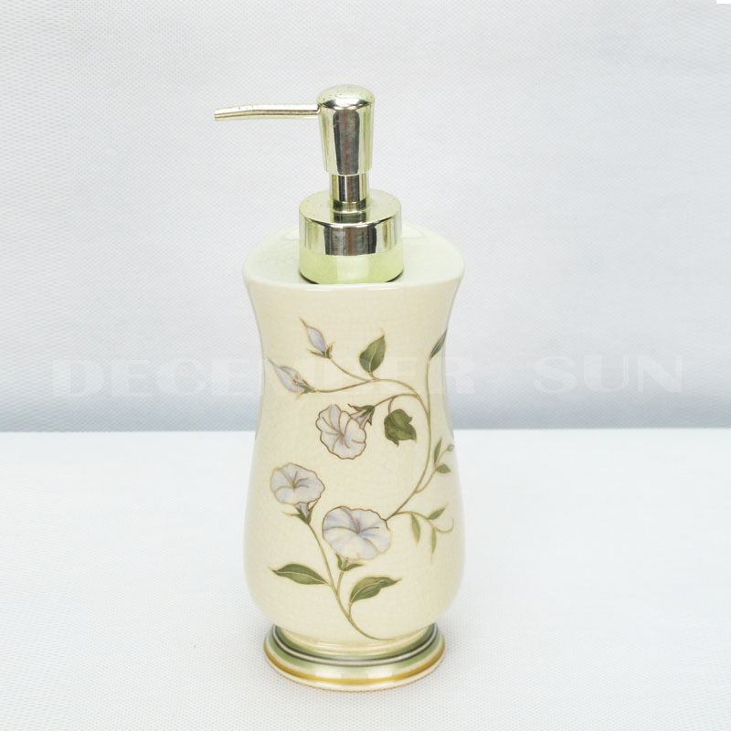 Krásný designový hotel keramická koupelna koupelna příslušenství příslušenství